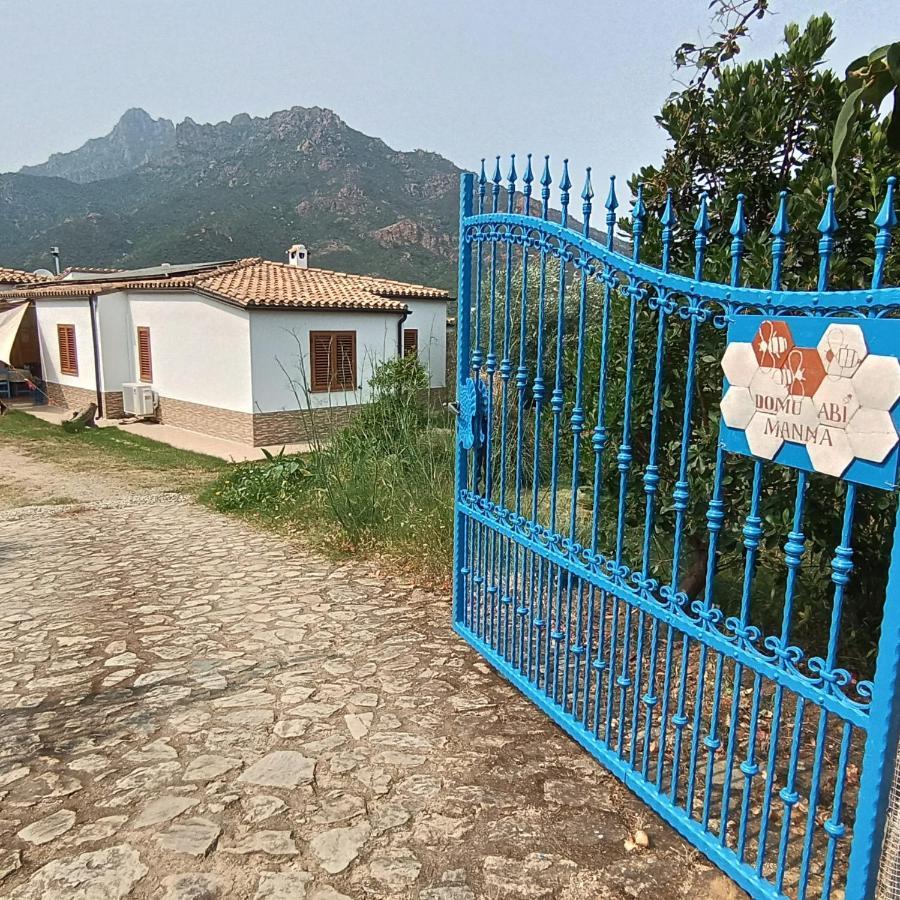 Domu Abi Manna Villa Tertenia Ngoại thất bức ảnh